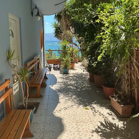 Lägenhet Beachfront Near The Promenade Sarandë